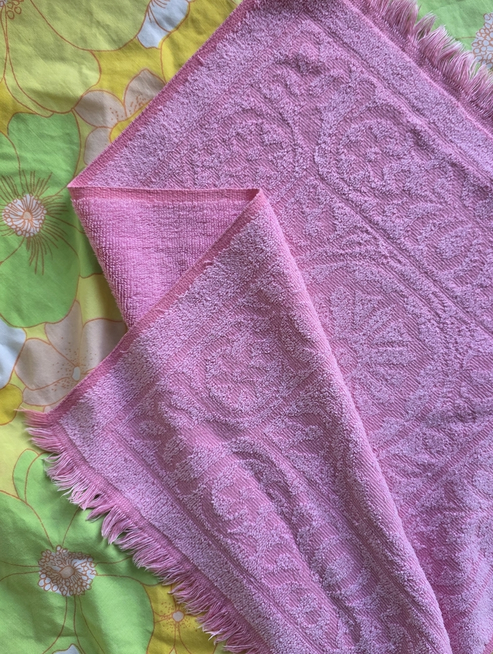 Vintage Sears Hand Towel Bubblegum Pink Fringed Bath Towel 1950 1960 Decor